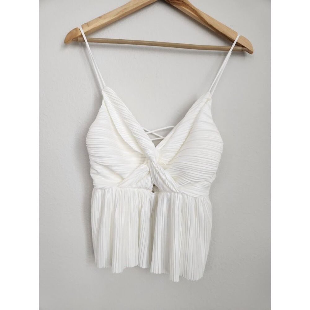 Astr White Pleated Twist Front Cami Top | Size S